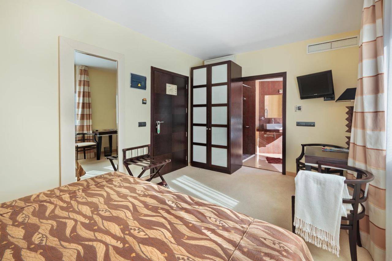Hotel San Miguel Mahón Buitenkant foto